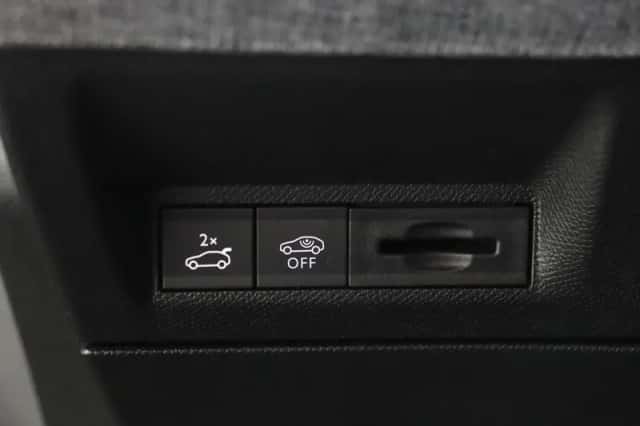Peugeot 5008 (2025) thumbnail 23