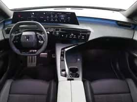 Peugeot 5008 (2025) thumbnail 4