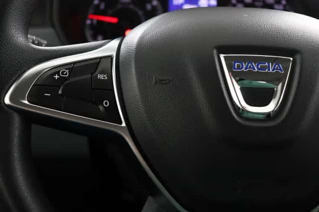 Dacia Duster (2019) thumbnail 16