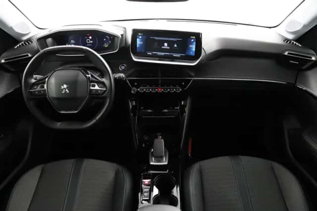 Peugeot e-208 (2021) thumbnail 4