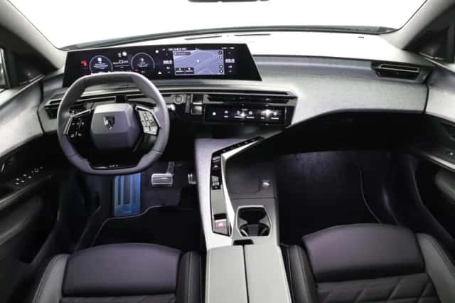 Peugeot e-3008 (2026) thumbnail 4