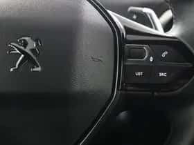 Peugeot 3008 (2023) thumbnail 18