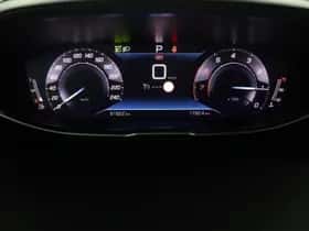 Peugeot 3008 (2023) thumbnail 6