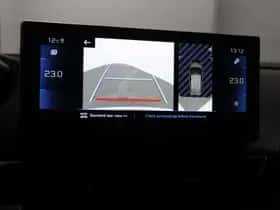Peugeot 3008 (2023) thumbnail 9
