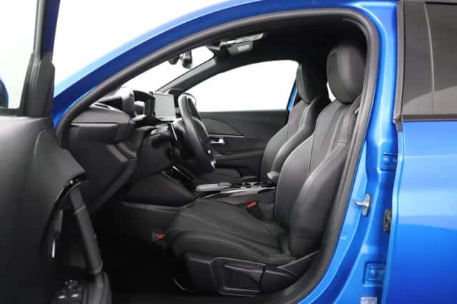 Peugeot 208 (2025) thumbnail 5