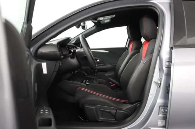 Opel Corsa (2023) thumbnail 5