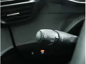 Peugeot 208 (2022) thumbnail 24