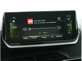 Peugeot 208 (2022) thumbnail 7