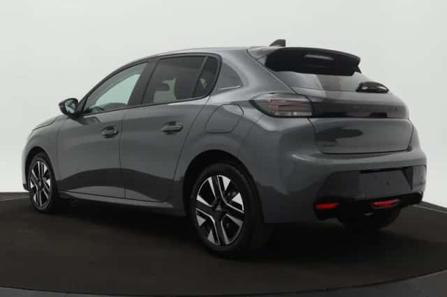 Peugeot 208 (2024) thumbnail 3