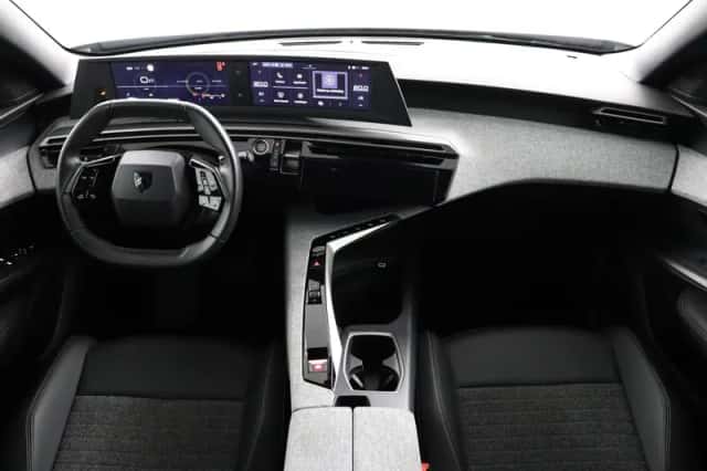 Peugeot 3008 (2025) thumbnail 4