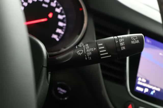 Opel Crossland X (2018) thumbnail 26