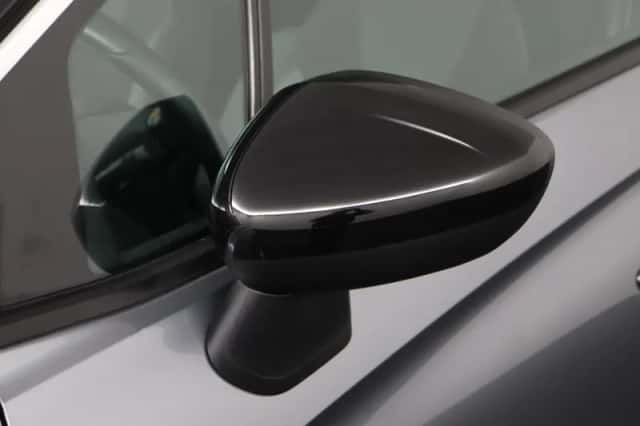 Opel Crossland X (2018) thumbnail 30