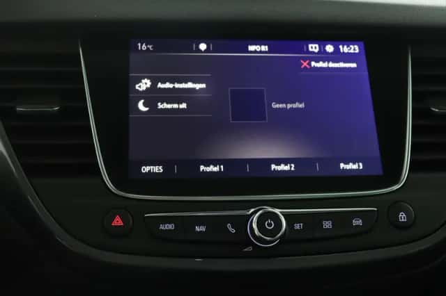 Opel Crossland X (2018) thumbnail 37
