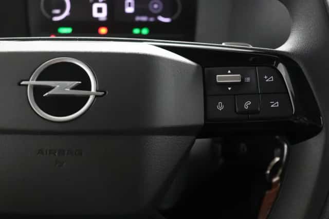 Opel Vivaro-e (2025) thumbnail 18