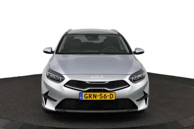 Kia Ceed Sportswagon (2024) thumbnail 13