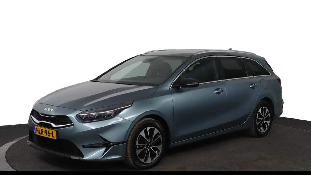 Kia Ceed Sportswagon (2025) — foto 1