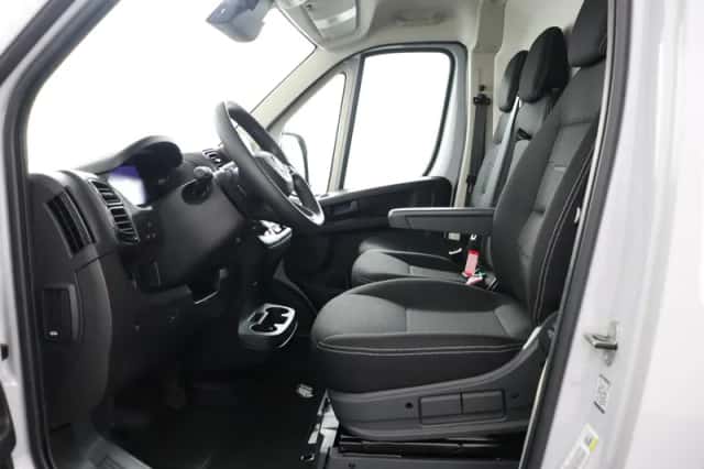 Opel Movano (2025) thumbnail 14