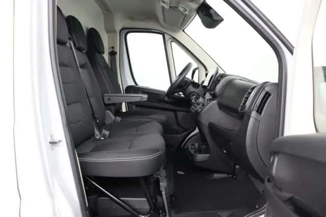 Opel Movano (2025) thumbnail 18