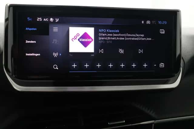 Peugeot 2008 (2025) thumbnail 8