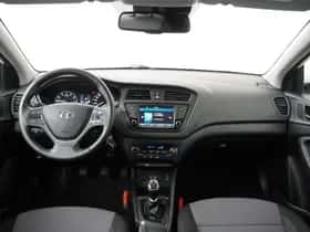 Hyundai i20 (2018) thumbnail 2