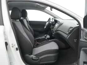 Hyundai i20 (2018) thumbnail 17