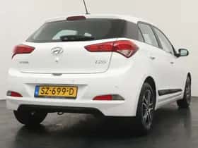 Hyundai i20 (2018) thumbnail 9
