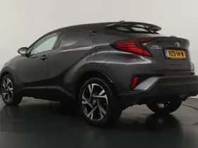 Toyota C-HR (2022) thumbnail 11