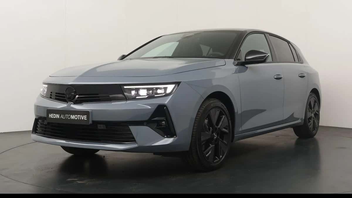 Opel Astra (2025) — foto 1