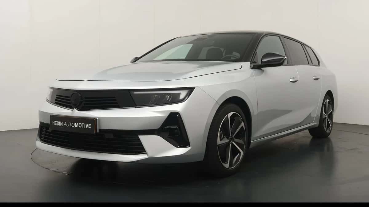 Opel Astra (2025) — foto 1
