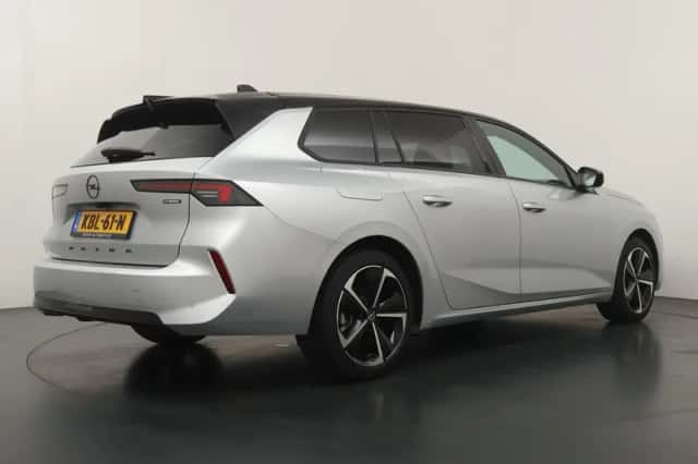 Opel Astra (2025) thumbnail 2