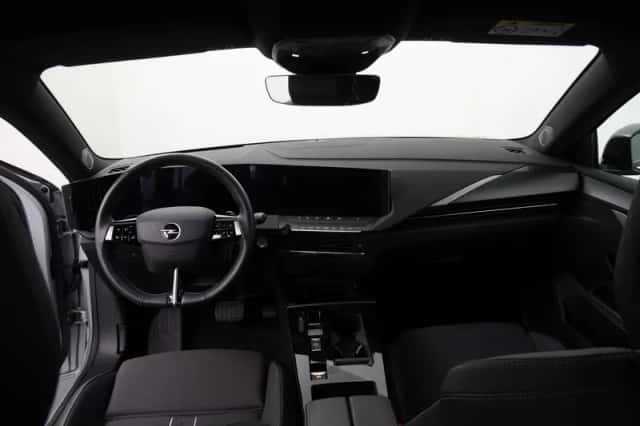 Opel Astra (2025) thumbnail 4