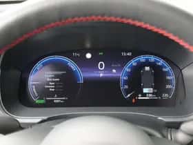 Toyota Yaris Cross (2024) thumbnail 6