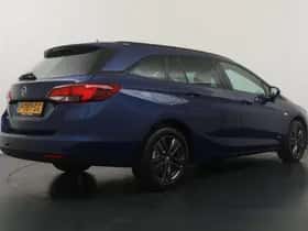 Opel Astra (2022) thumbnail 3