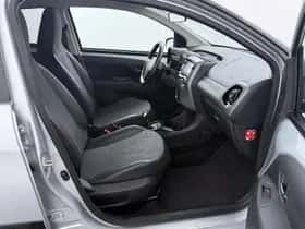 Toyota Aygo (2019) thumbnail 19