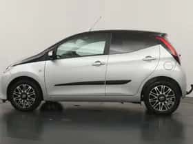 Toyota Aygo (2019) thumbnail 3