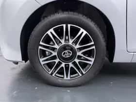 Toyota Aygo (2019) thumbnail 32