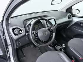 Toyota Aygo (2019) thumbnail 45
