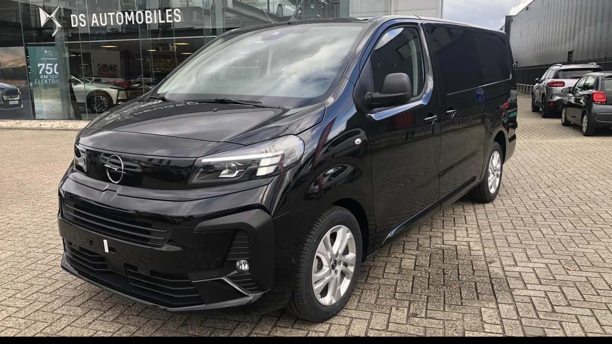 Opel Vivaro (2025) — foto 1