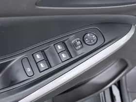 Opel Grandland (2022) thumbnail 23