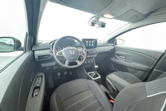 Dacia Sandero (2022) thumbnail 4