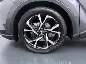 Toyota C-HR (2021) thumbnail 32