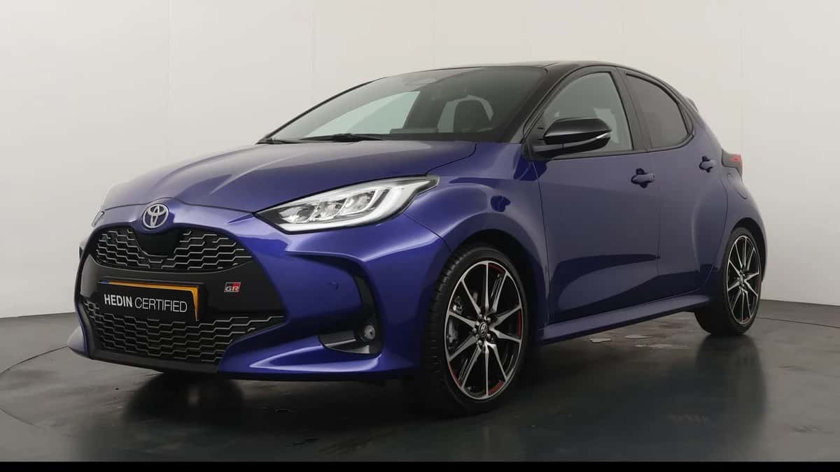 Toyota Yaris (2024) — foto 1