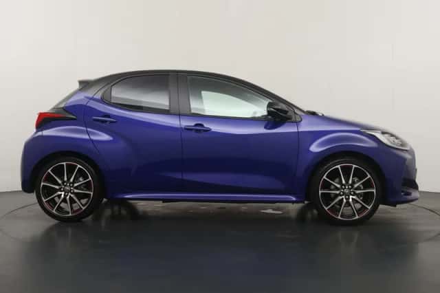 Toyota Yaris (2024) thumbnail 4