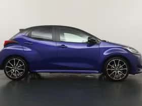 Toyota Yaris (2024) thumbnail 4