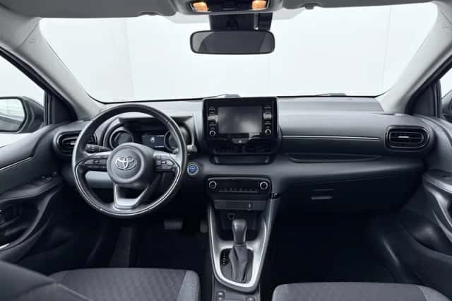 Toyota Yaris (2020) thumbnail 4