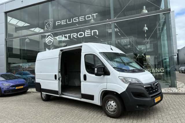 Opel Movano (2024) thumbnail 2