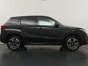 Suzuki Vitara (2022) thumbnail 12