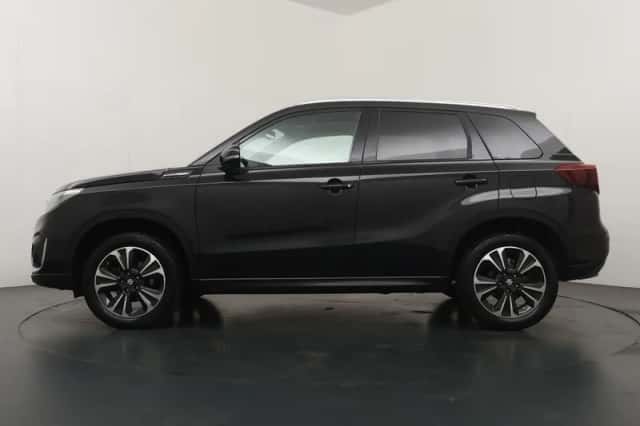 Suzuki Vitara (2022) thumbnail 3