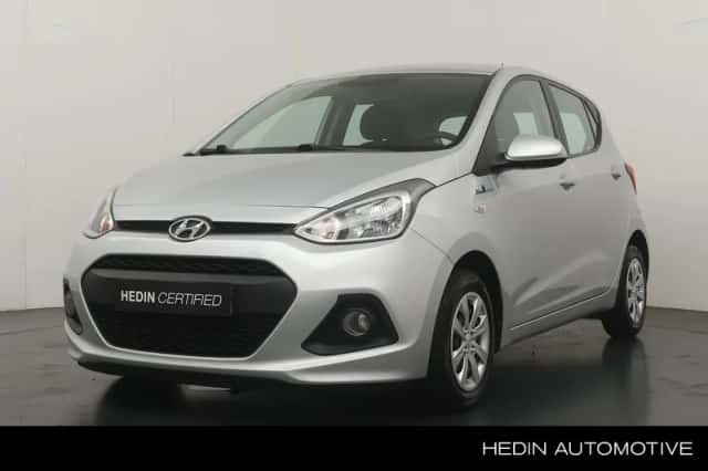 Hyundai i10 (2015) thumbnail 1