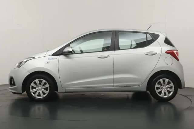 Hyundai i10 (2015) thumbnail 3